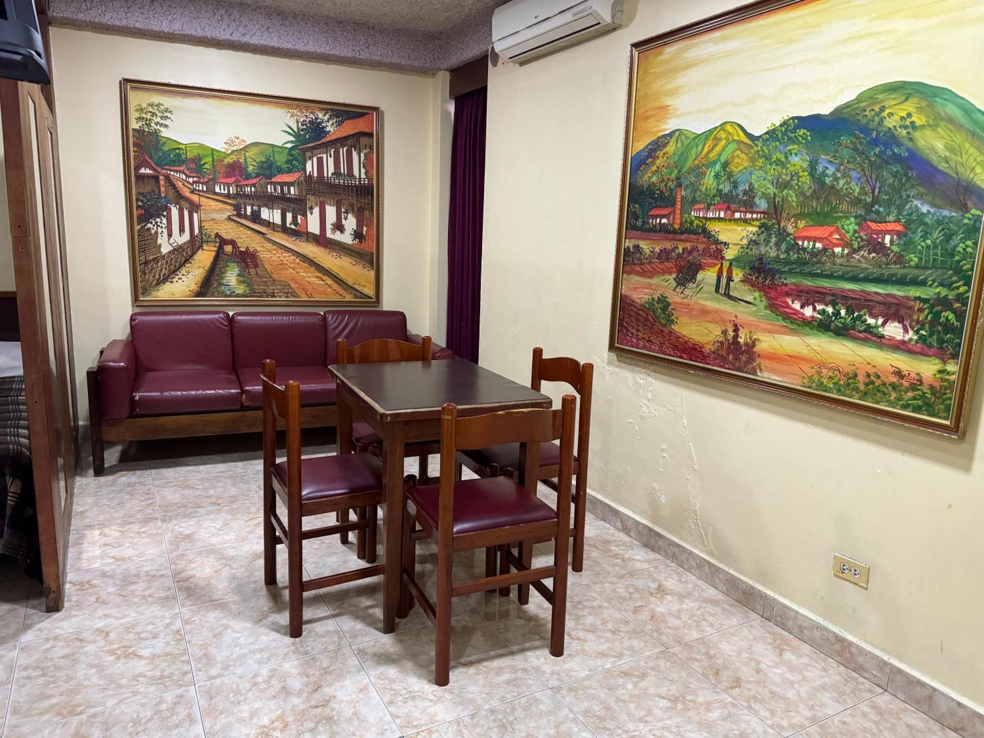 קראקס Hotel Grand Galaxie מראה חיצוני תמונה