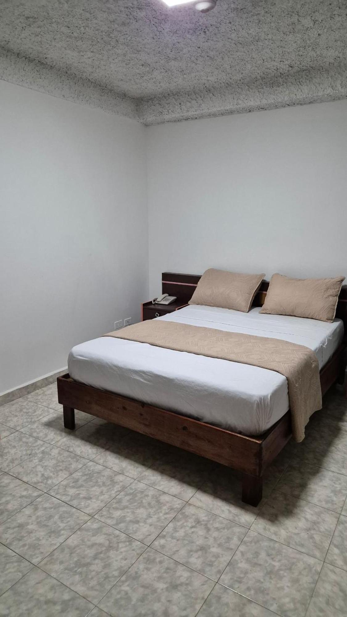 קראקס Hotel Grand Galaxie מראה חיצוני תמונה
