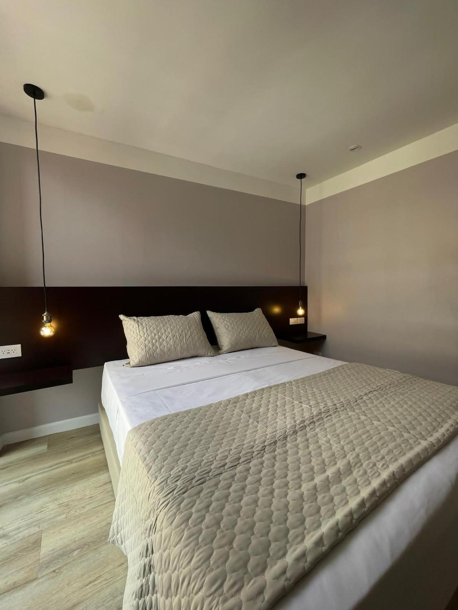 קראקס Hotel Grand Galaxie מראה חיצוני תמונה