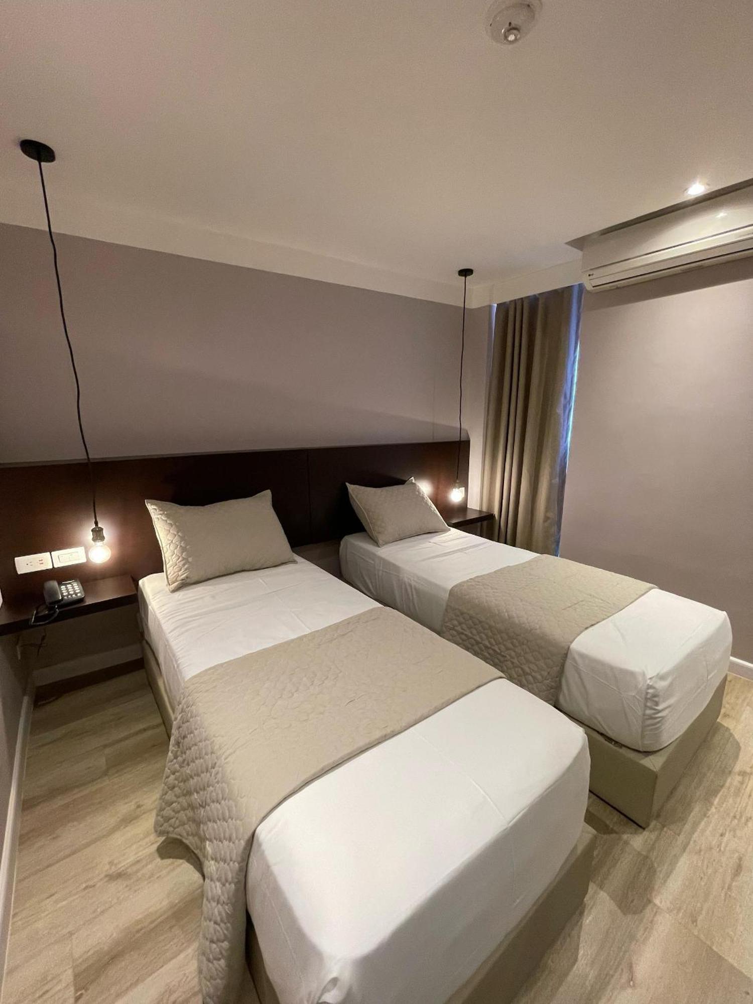 קראקס Hotel Grand Galaxie מראה חיצוני תמונה